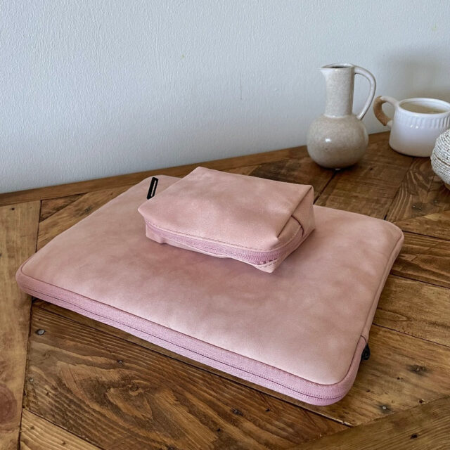 Housse PC - Fluffy Rose +CADEAU
