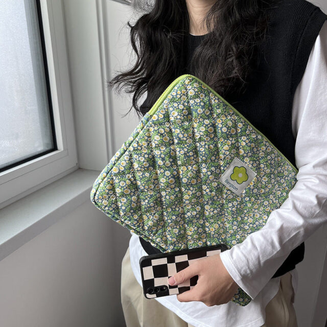 Pochette Ordinateur Kawaii - Yun