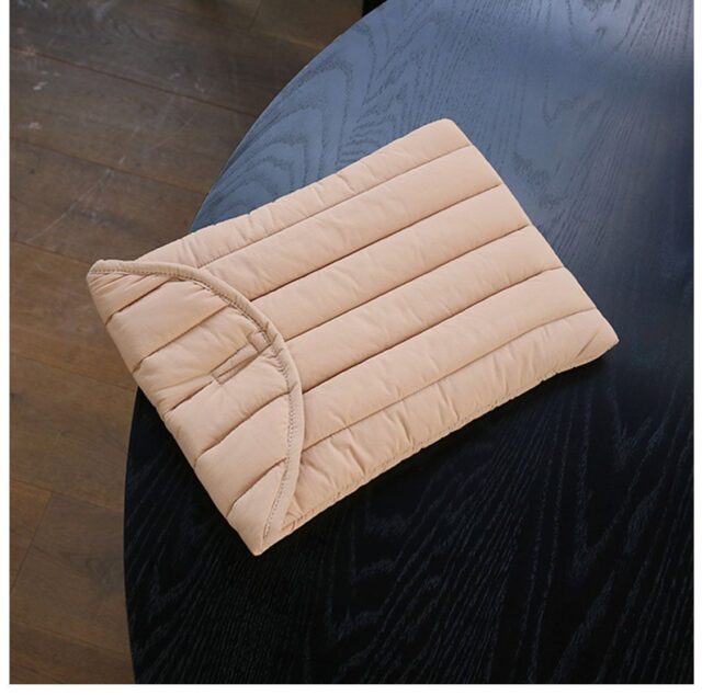 Pochette Ordinateur Matelassée - Nude